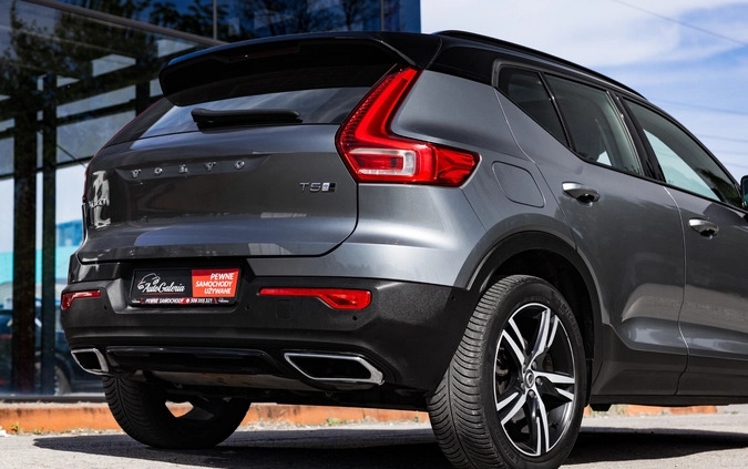 Volvo XC 40 cena 119900 przebieg: 147615, rok produkcji 2019 z Golub-Dobrzyń małe 781